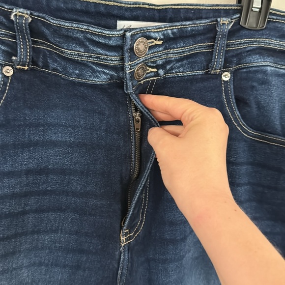 KanCan for Maurices high rise double exposed button distressed crop jeans sz 32 - Picture 6 of 13